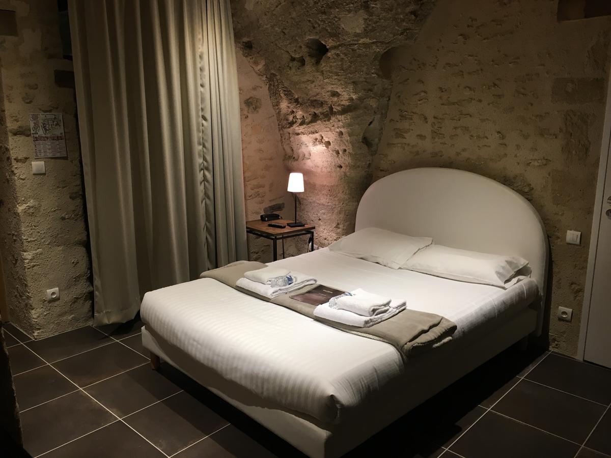 Rocaminori Hotel Louresse-Rochemenier Bagian luar foto